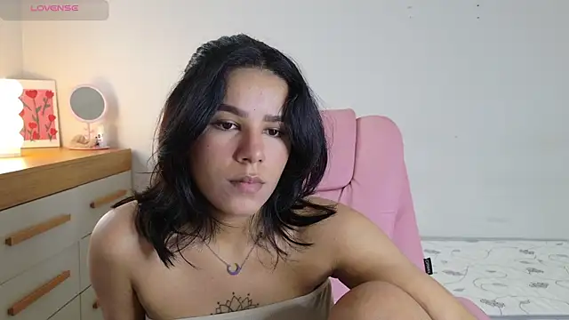 Snapshot of ninapego chatting on 4, 11, 2025 ninapego online show from 4, 11, 2025
