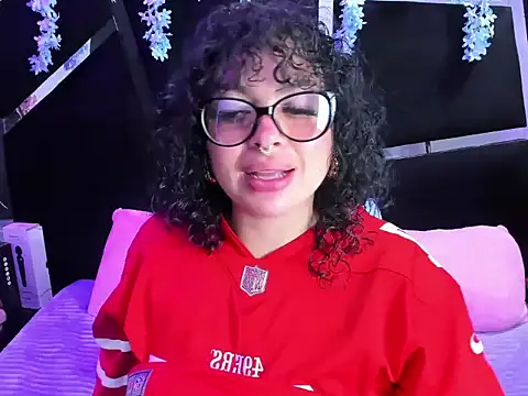 Cocoo Nuth online show from 5, 10, 2025