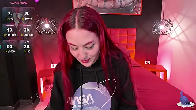 Megan wolf1  online show from 15, 11, 2025