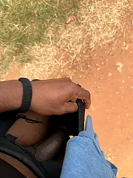 Black-mamba-madingo online show from 9, 9, 2025