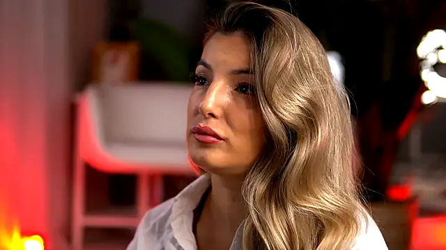 KellyMathews online show from 24, 9, 2025