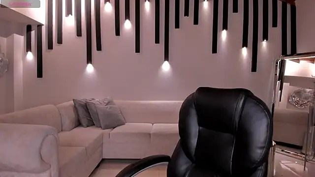 AmberLewis  online show from 14, 9, 2025