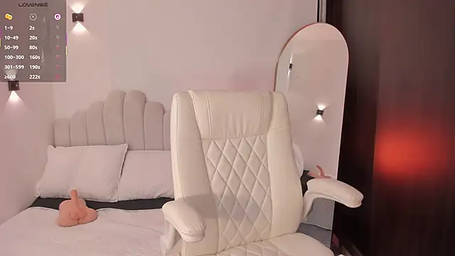 AmberLewis  online show from 6, 1, 2026