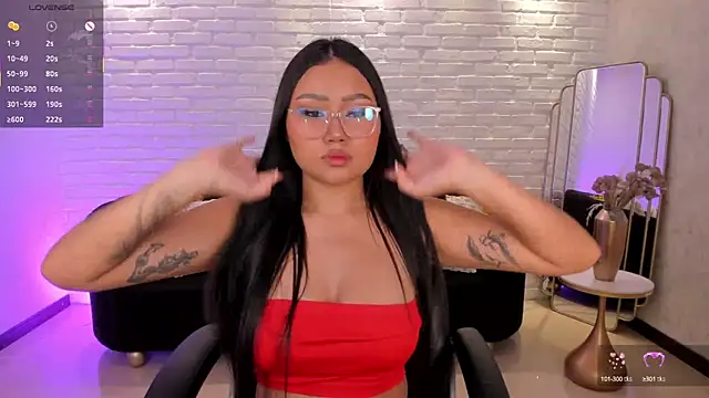 AmberLewis  online show from 11, 10, 2025