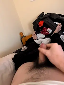 Alfie41105 online show from 8, 2, 2026