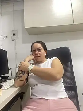 Snapshot of nurse_desi_sexlove chatting on 7, 2, 2026 nurse desi sexlove online show from 7, 2, 2026