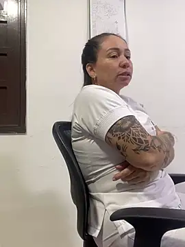 Snapshot of nurse_desi_sexlove chatting on 22, 2, 2026 nurse desi sexlove online show from 22, 2, 2026