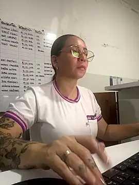 Snapshot of nurse_desi_sexlove chatting on 17, 1, 2026 nurse desi sexlove online show from 17, 1, 2026