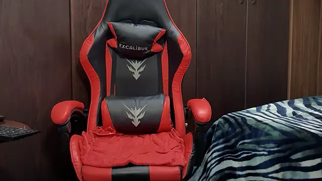 HAIRY ARAB SULTAN online show from 2, 1, 2025