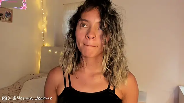 Snapshot of Norma-Jeaane chatting on 23, 1, 2025 Norma-Jeaane online show from 23, 1, 2025