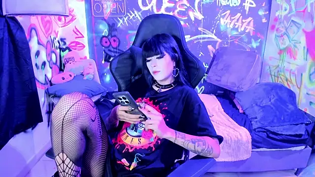 chaymae nah  online show from 4, 5, 2026