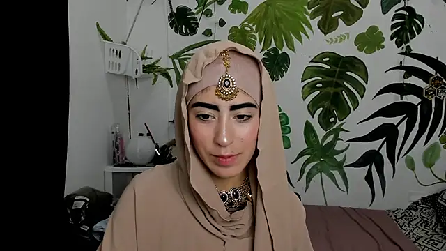 chaymae nah  online show from 30, 11, 2025