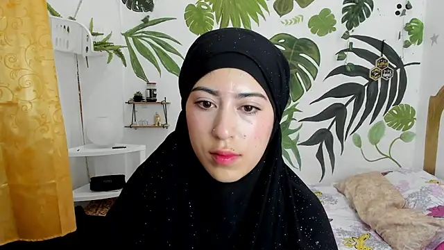 chaymae nah  online show from 24, 10, 2025