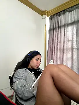 bella-black online show from 14, 1, 2026