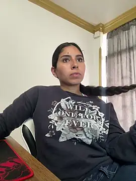 bella-black online show from 21, 5, 2026