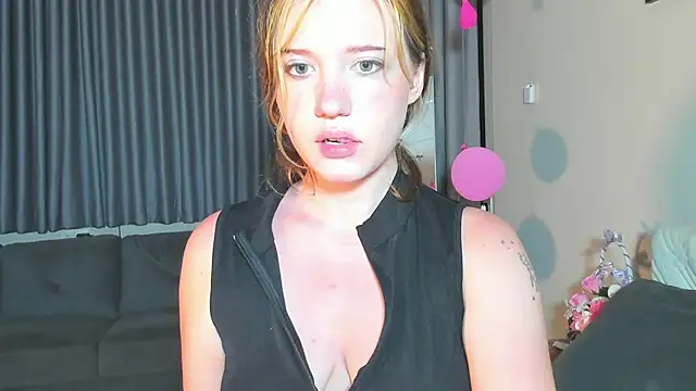 HanahCute online show from 20, 3, 2025