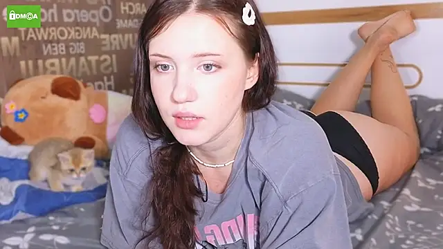 HanahCute online show from 19, 9, 2025