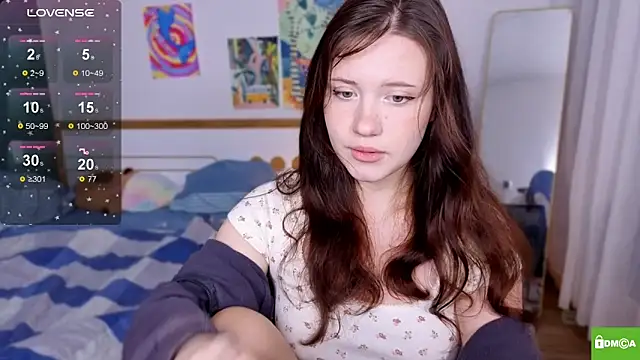 HanahCute online show from 14, 11, 2025