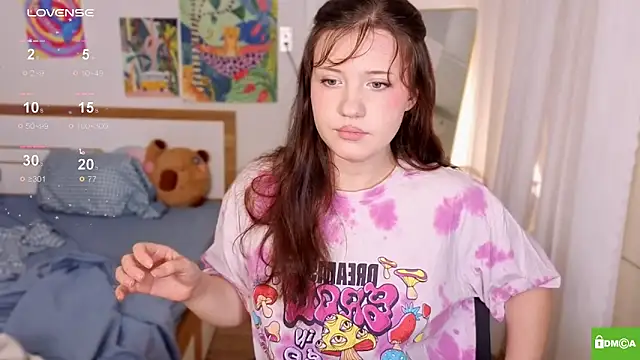 HanahCute online show from 26, 11, 2025