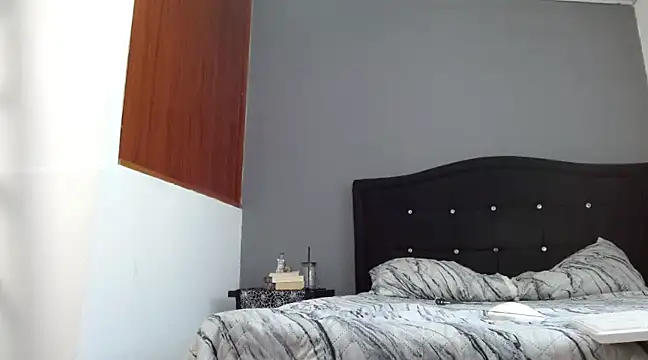 Emilia 1995 online show from 3, 3, 2025