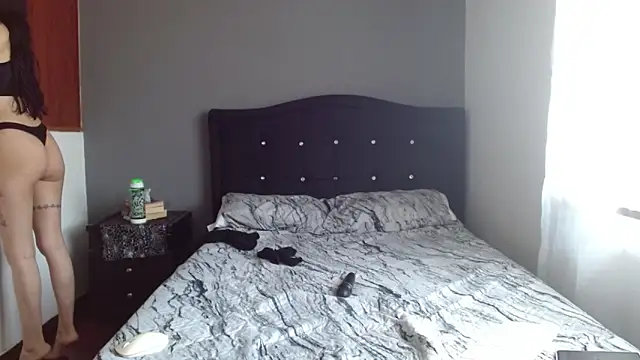 Emilia 1995 online show from 18, 11, 2025