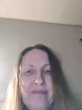 Evelina cute online show from 25, 2, 2025