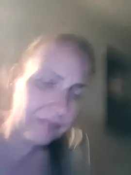 Evelina cute online show from 22, 9, 2025