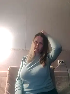 Evelina cute online show from 18, 2, 2025