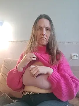 Evelina cute online show from 12, 3, 2025