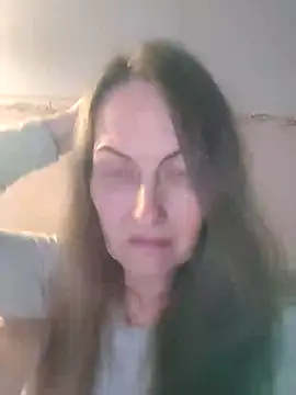 Evelina cute online show from 9, 3, 2026