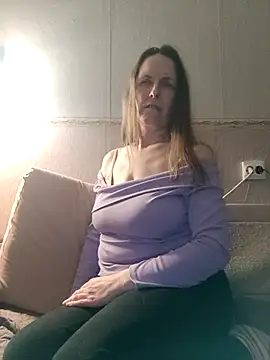 Evelina cute online show from 18, 3, 2025