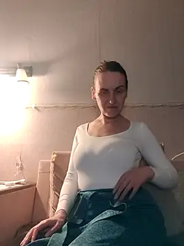 Evelina cute online show from 9, 11, 2025