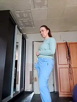 Evelina cute online show from 11, 11, 2025