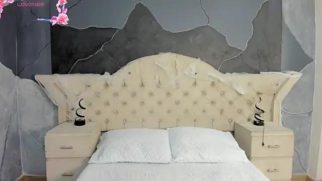 AmberGreyy  online show from 14, 10, 2025