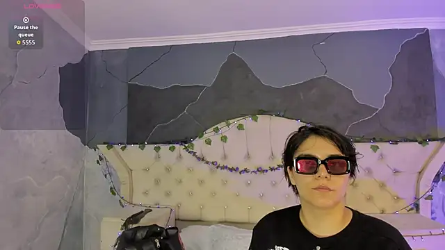 AmberGreyy  online show from 14, 11, 2025