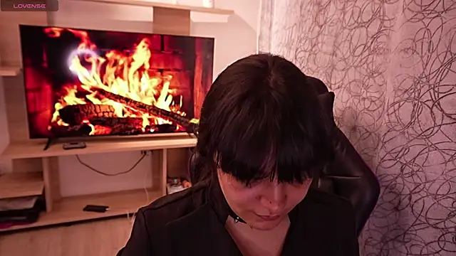 AmberGreyy  online show from 2, 4, 2026