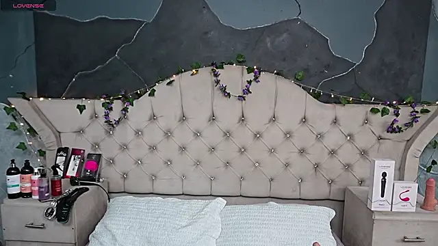 AmberGreyy  online show from 6, 3, 2026