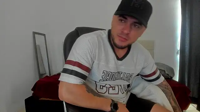 Teilor Creed online show from 28, 10, 2025