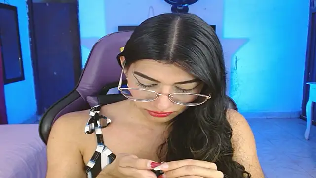 engielphoenis14 online show from 17, 1, 2026