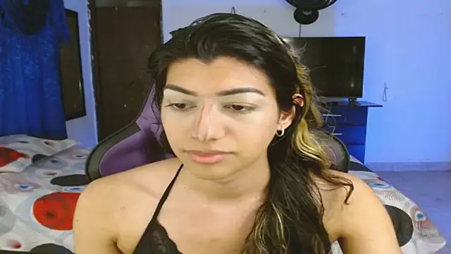 engielphoenis14 online show from 13, 3, 2025