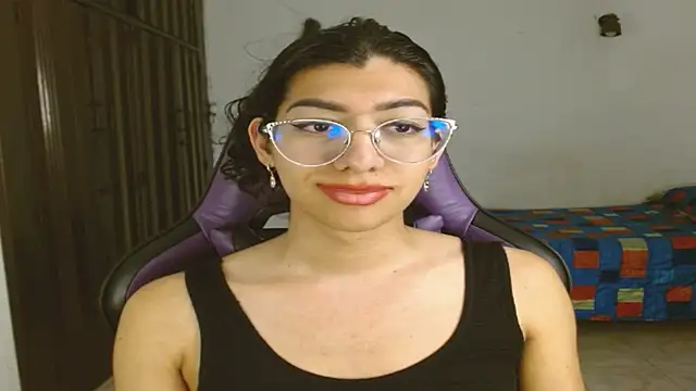 engielphoenis14 online show from 11, 10, 2025