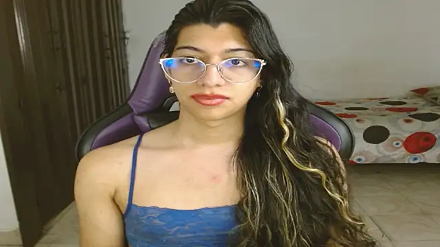 engielphoenis14 online show from 15, 9, 2025