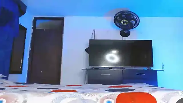 engielphoenis14 online show from 16, 3, 2025