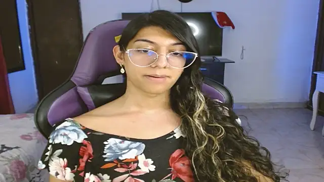 engielphoenis14 online show from 15, 12, 2025