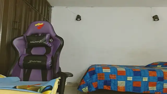 engielphoenis14 online show from 6, 10, 2025