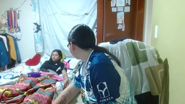 clayre and jill online show from 5, 11, 2025