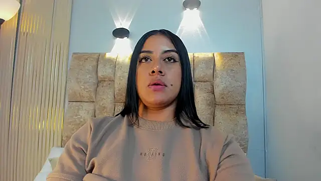 amatista  smith online show from 8, 9, 2025