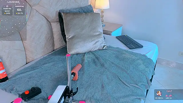 amatista  smith online show from 5, 3, 2026