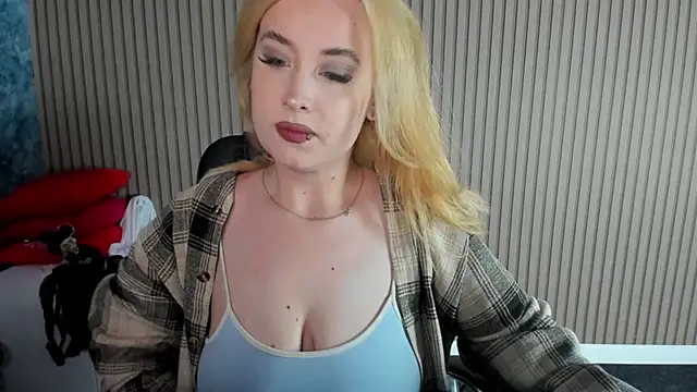 Emily Gin online show from 30, 10, 2025