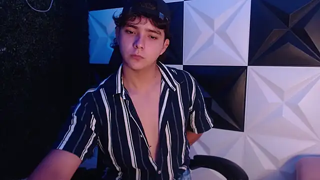 Dani cumboy online show from 25, 2, 2025